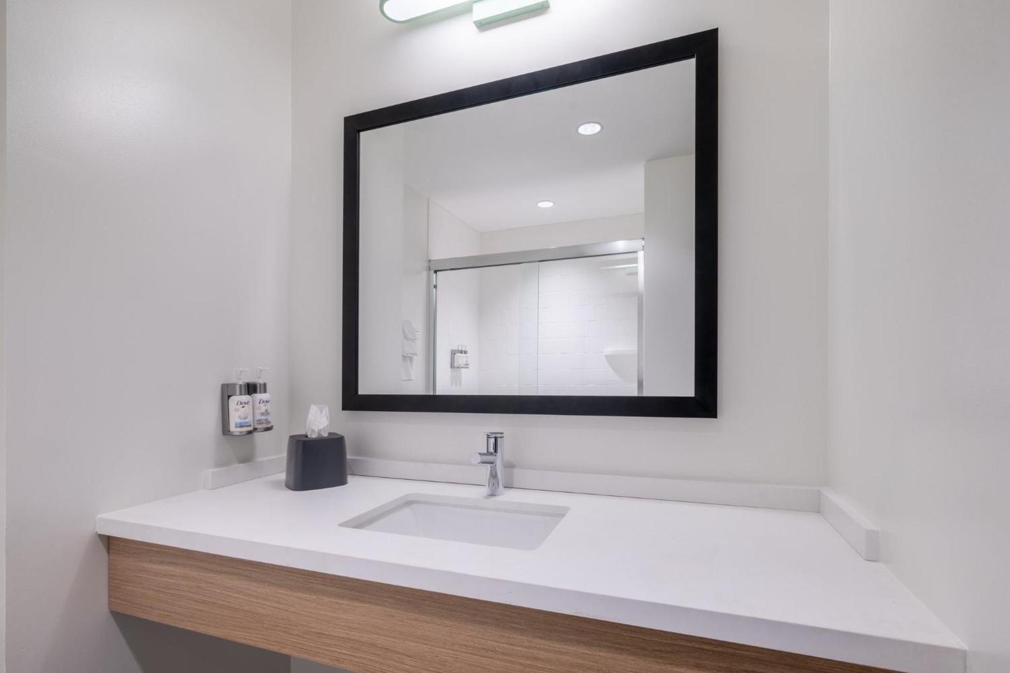 Garner Hotel Virginia Beach North By Ihg Exteriör bild